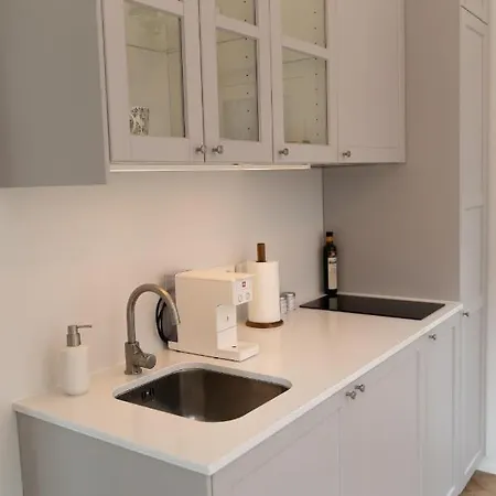 Wuud Paedaste * Simisti