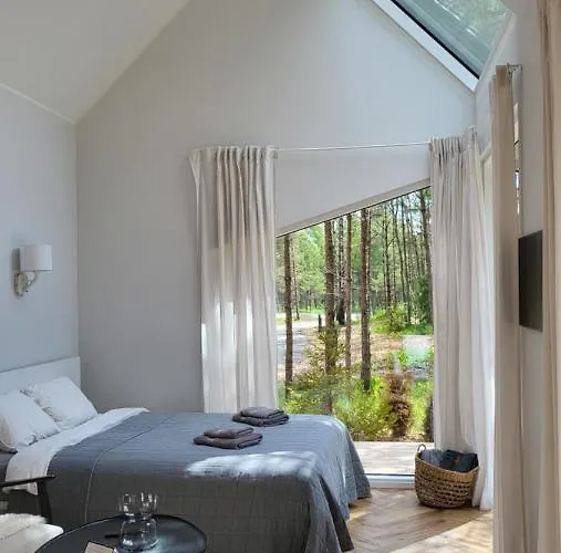 Alpstuga Wuud Paedaste Simisti